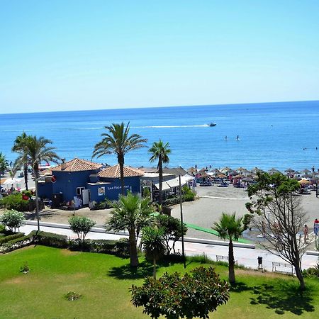 Spacious 1 Bedroom Apartment, Beach Front, Torrox Costa Extérieur photo