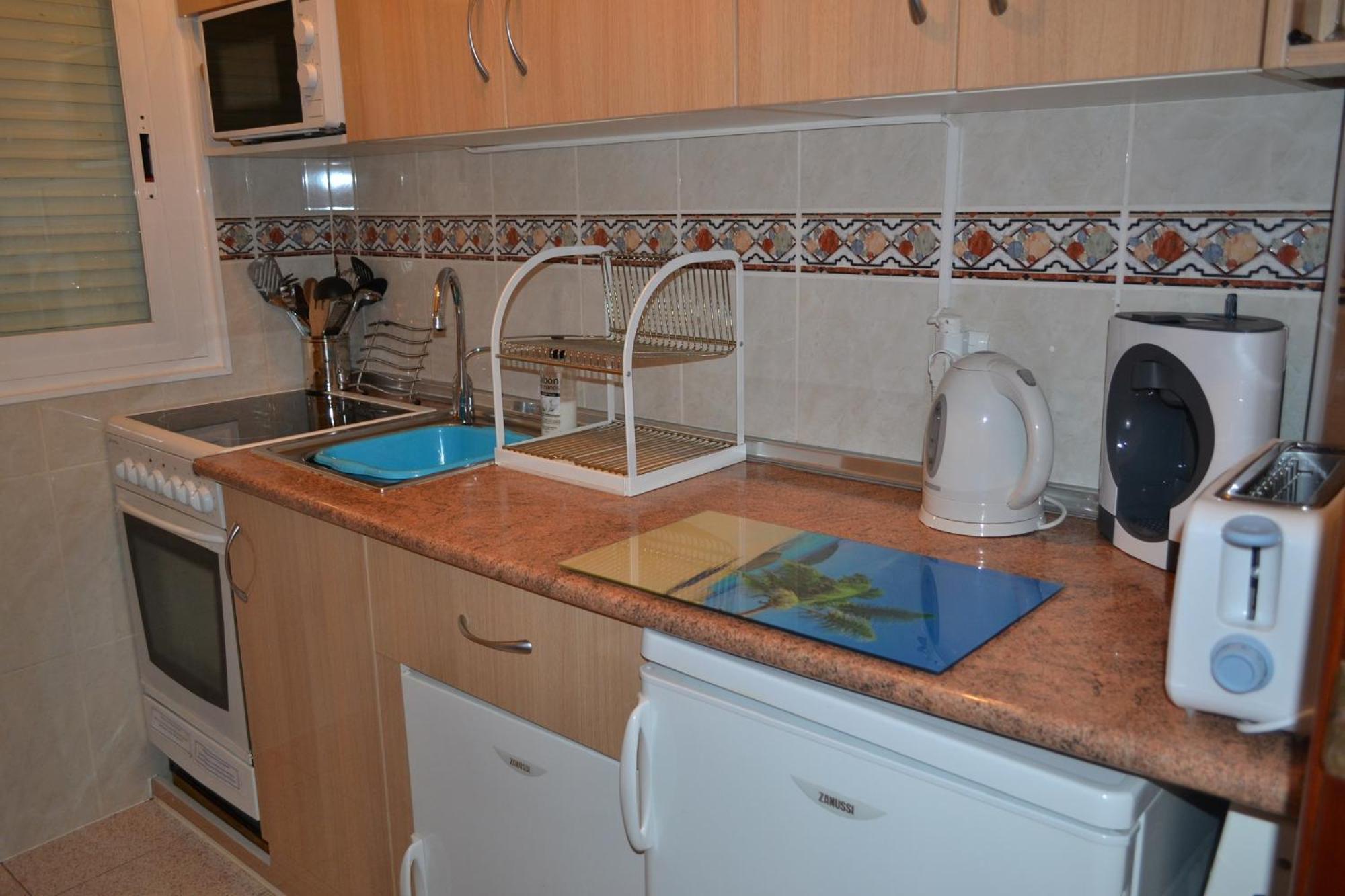 Spacious 1 Bedroom Apartment, Beach Front, Torrox Costa Extérieur photo