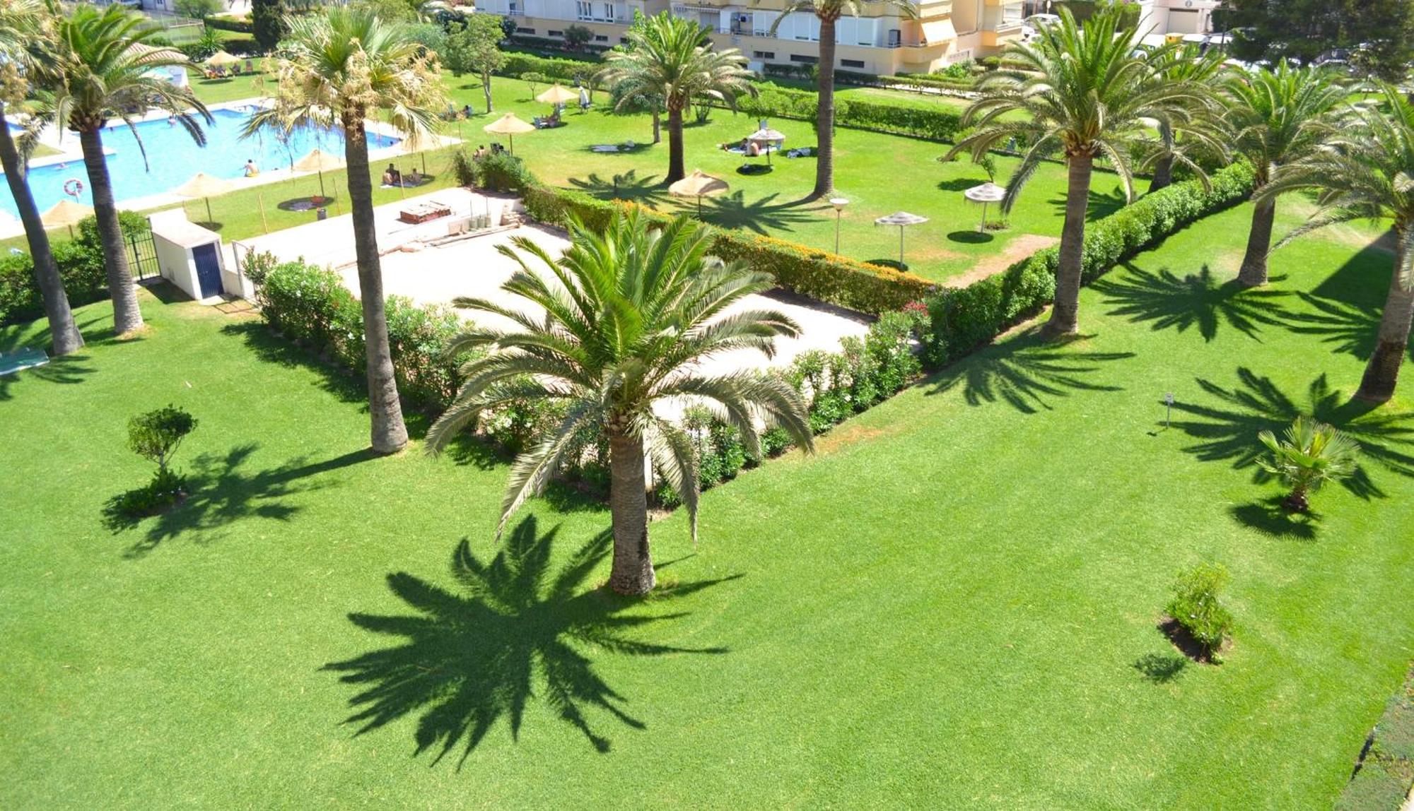 Spacious 1 Bedroom Apartment, Beach Front, Torrox Costa Extérieur photo