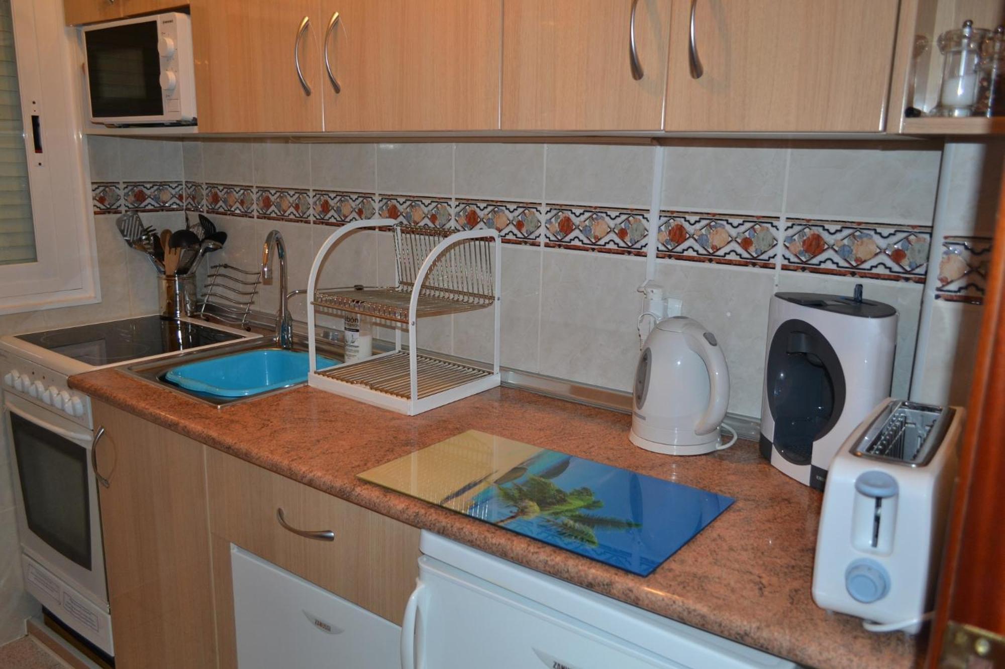 Spacious 1 Bedroom Apartment, Beach Front, Torrox Costa Extérieur photo
