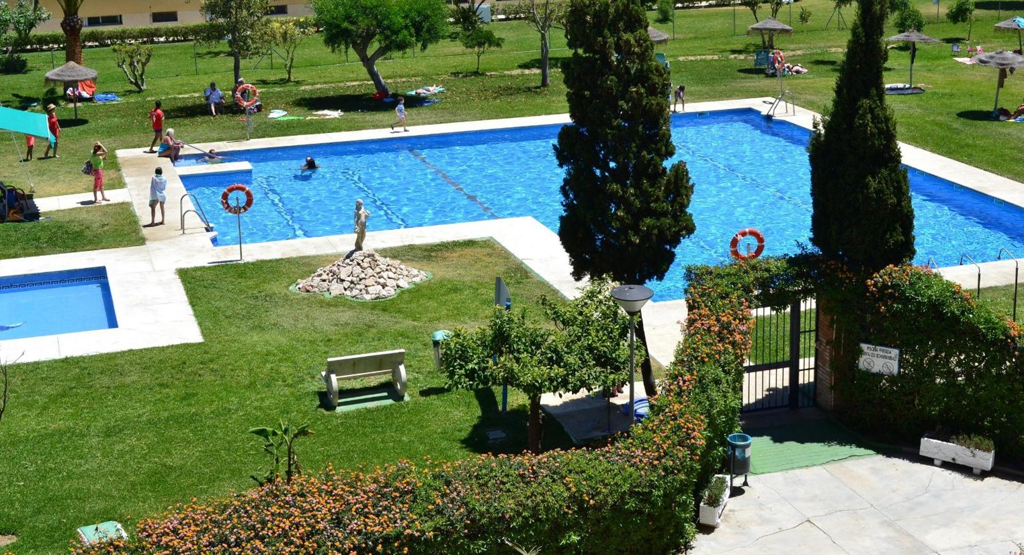 Spacious 1 Bedroom Apartment, Beach Front, Torrox Costa Extérieur photo